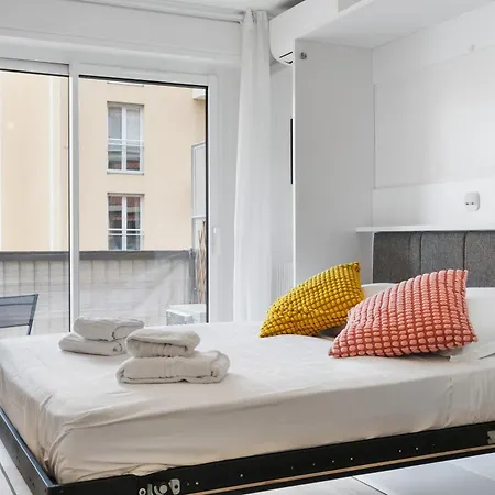 Le Mistral Apartment *