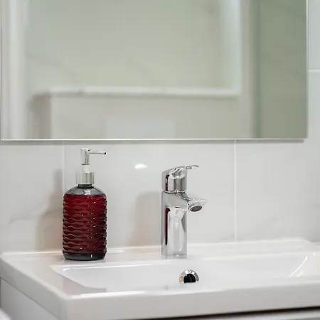 Le Mistral Apartment